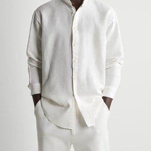 Long sleeved shirt with neck